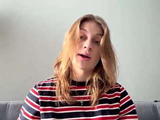 Live webcam model zanaroskos on Soda Cams