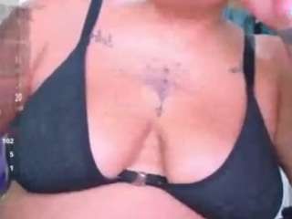 bigasscurvyyy