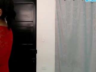 le modèle bubismelany est en webcam porno dans un show sur le site camsoda, il possède les tags suivants: anal,drinking,no smoking,middle aged,mature,anal toys,granny,double penetration,deepthroat,brown eyes,black hair,ball sucking,ass to mouth,big ass,big tits,curvy,latina,milf