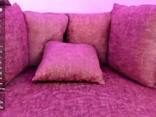 Live webcam model daily-1 on Soda Cams