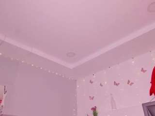 dulce-34's CamSoda show and profile