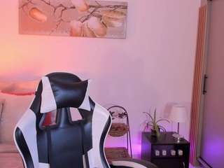 meganlake live cam profile