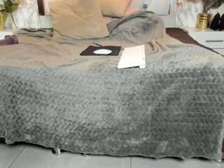 mysterius-woman Live Webcam on CamSoda