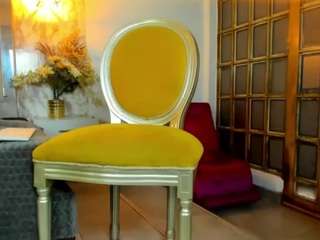 mysterius-woman live webcam on Soda Cams