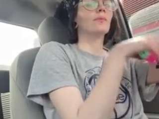 Live webcam model p3achypie on Soda Cams