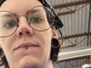 Live webcam model p3achypie on Soda Cams