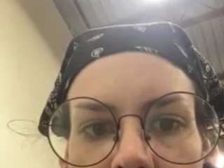 p3achypie Live Webcam on CamSoda