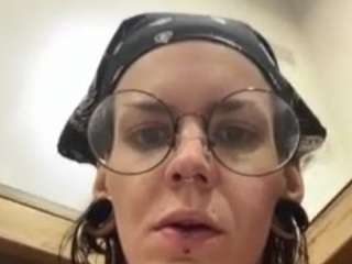 p3achypie live cam profile