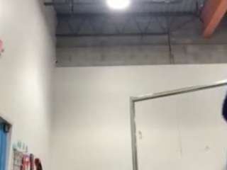 p3achypie's CamSoda show and profile