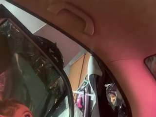 skinnybl0nde webcam model