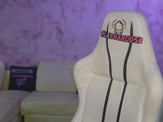 Live webcam model sweetcherry054 on Soda Cams