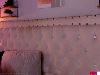 ateneaklett1 live webcam show
