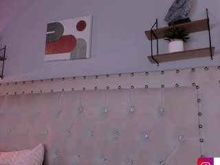 Live cam show with ateneaklett1
