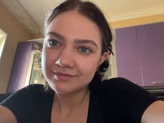 Live webcam model crystalholster on Soda Cams