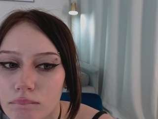 Live webcam model dianeemorgan on Soda Cams