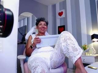 Julianewell live cam preview