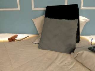 jung-zc Live Webcam on CamSoda