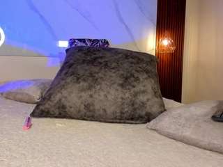 jung-zc Live Webcam on CamSoda