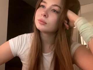 Live webcam model kristanmatyas on Soda Cams