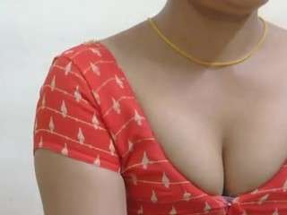 mayra4u live cam profile