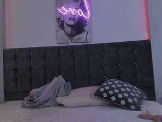 le modèle nahia-baker est en webcam porno dans un show sur le site camsoda, il possède les tags suivants: ass clapping,brown eyes,deepthroat,facial piercings,foot fetish,no drinking,no smoking,orgasm,red hair,tattoos,tittyfuck,big tits,curvy,hd