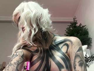 sherrellrevell live cam profile