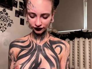 Live cam show with SherrellRevell