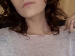 yourcurlybaby webcam