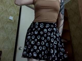 Live webcam model yourcurlybaby on Soda Cams