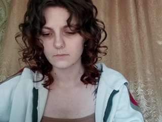 yourcurlybaby's CamSoda show and profile