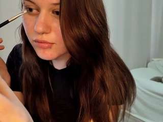 araholter's CamSoda show and profile