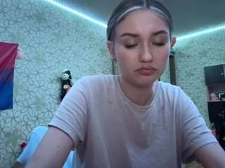 Live webcam model margertziegel on Soda Cams