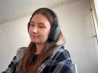 Live webcam model laurynvial on Soda Cams