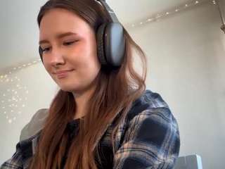 Live webcam model laurynvial on Soda Cams