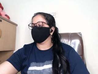 Shivanibhabhi live webcam show