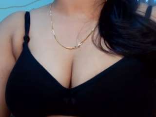 Shivanibhabhi live cam preview