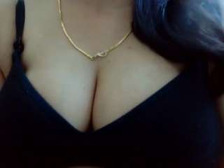 Shivanibhabhi live cam preview