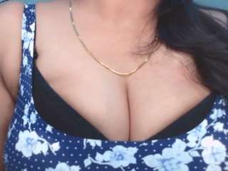 Shivanibhabhi live cam preview