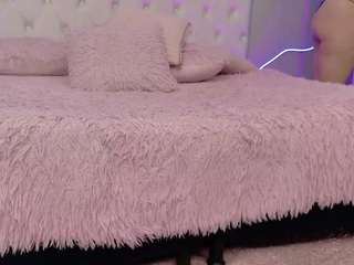 Live webcam model aria-nixy on Soda Cams