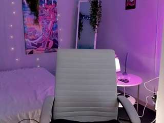 Kira live webcam show