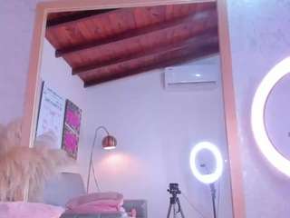 ivanna-velvet webcam