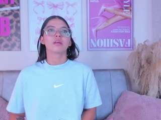 Live webcam model ivanna-velvet on Soda Cams