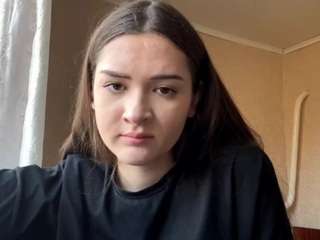 Live webcam model ivyguerrido on Soda Cams