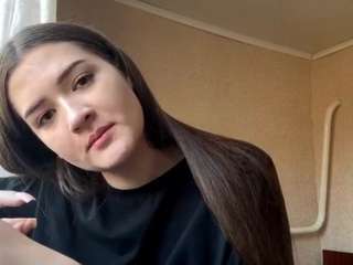 Live webcam model ivyguerrido on Soda Cams