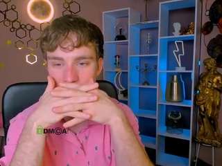 Este modelo está ao vivo agora. john-lik