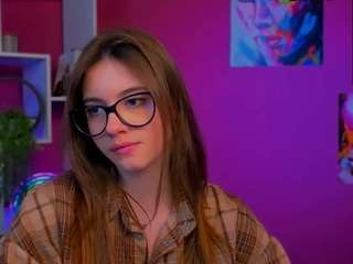 mia-bamby1's CamSoda show and profile