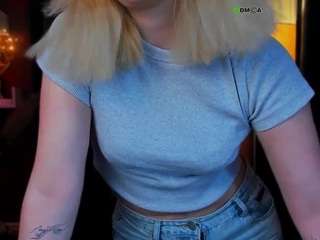 tina-golden1 webcam
