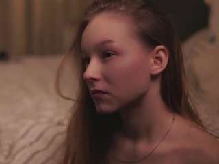 Live webcam model verniafadei on Soda Cams