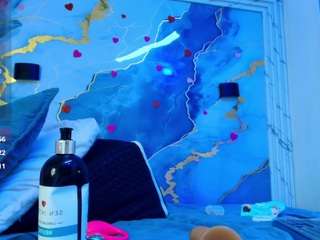 crystal-love18 Sex Cam Show
