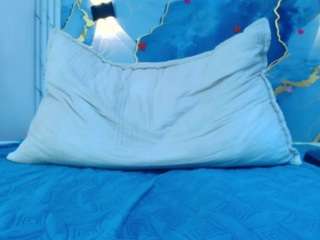 crystal-love18 live webcam show